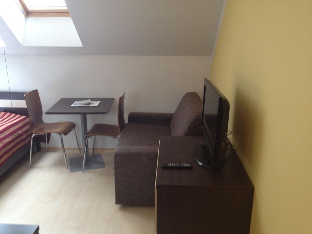 Apartman Nellinka Bešeňová Exterior foto