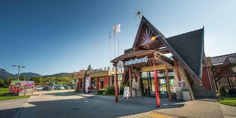 Apartman Nellinka Bešeňová Exterior foto